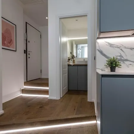 Hostmate - - Disciplini's Touch - Duomo Apartamento